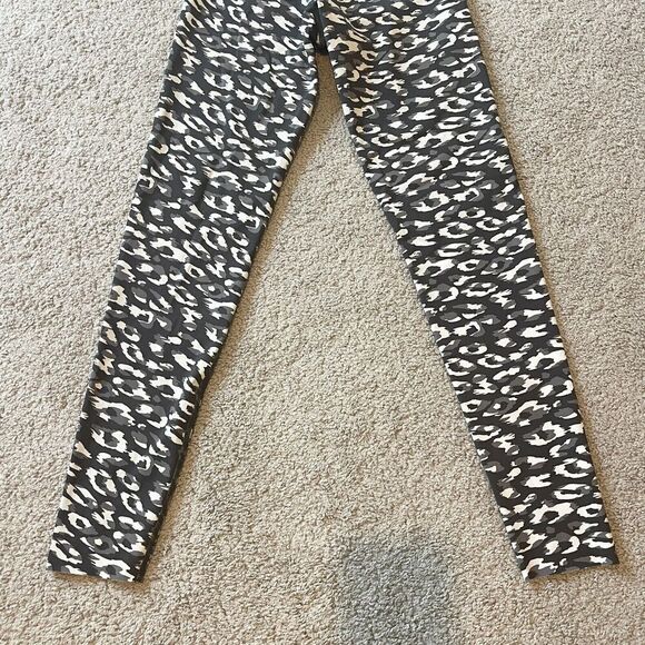 Offline By Arie Leggings Womens Sz Small Black White Athletic Athleisure High - Picture 8 of 9